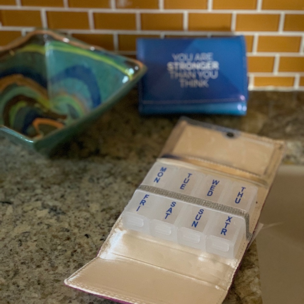 Great gift!!!! Encouraging pillboxes!
